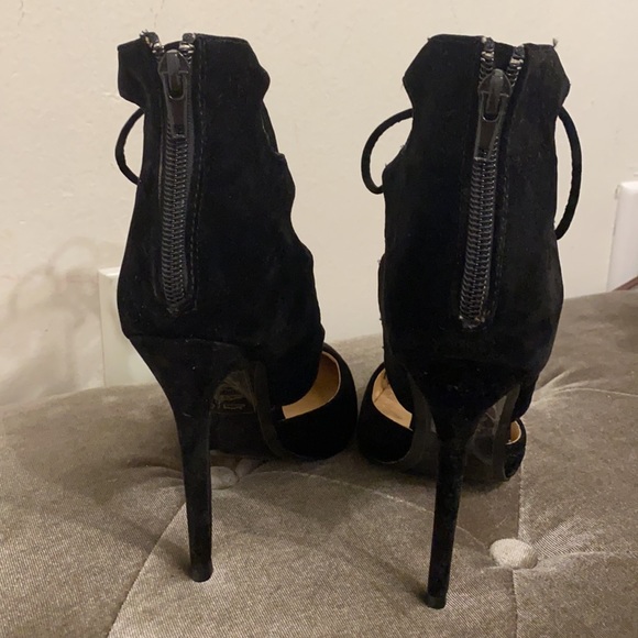 Shoe Republic Black Tie Heels - Picture 3 of 4